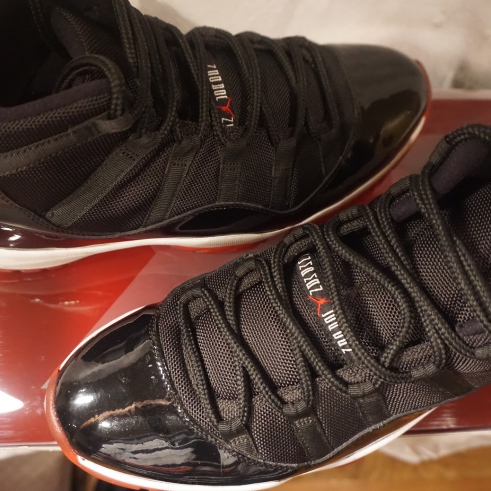 Air Jordan Retro 11 Bred Mens Size US 12